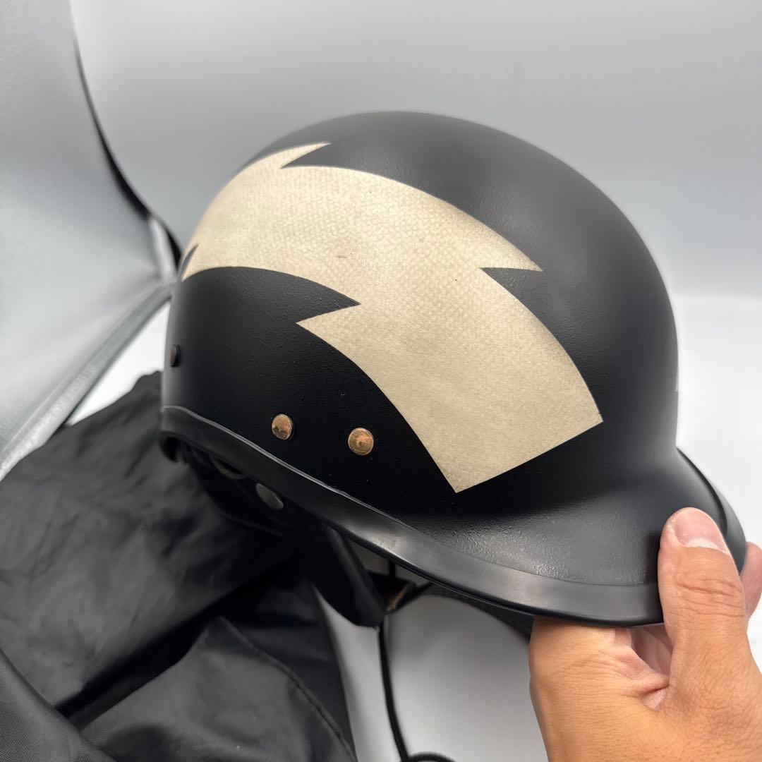 黒い稲妻模様半帽ヘルメット