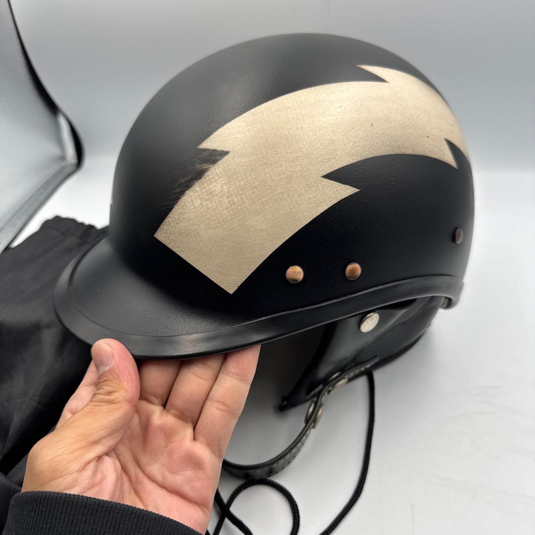 黒い稲妻模様半帽ヘルメット