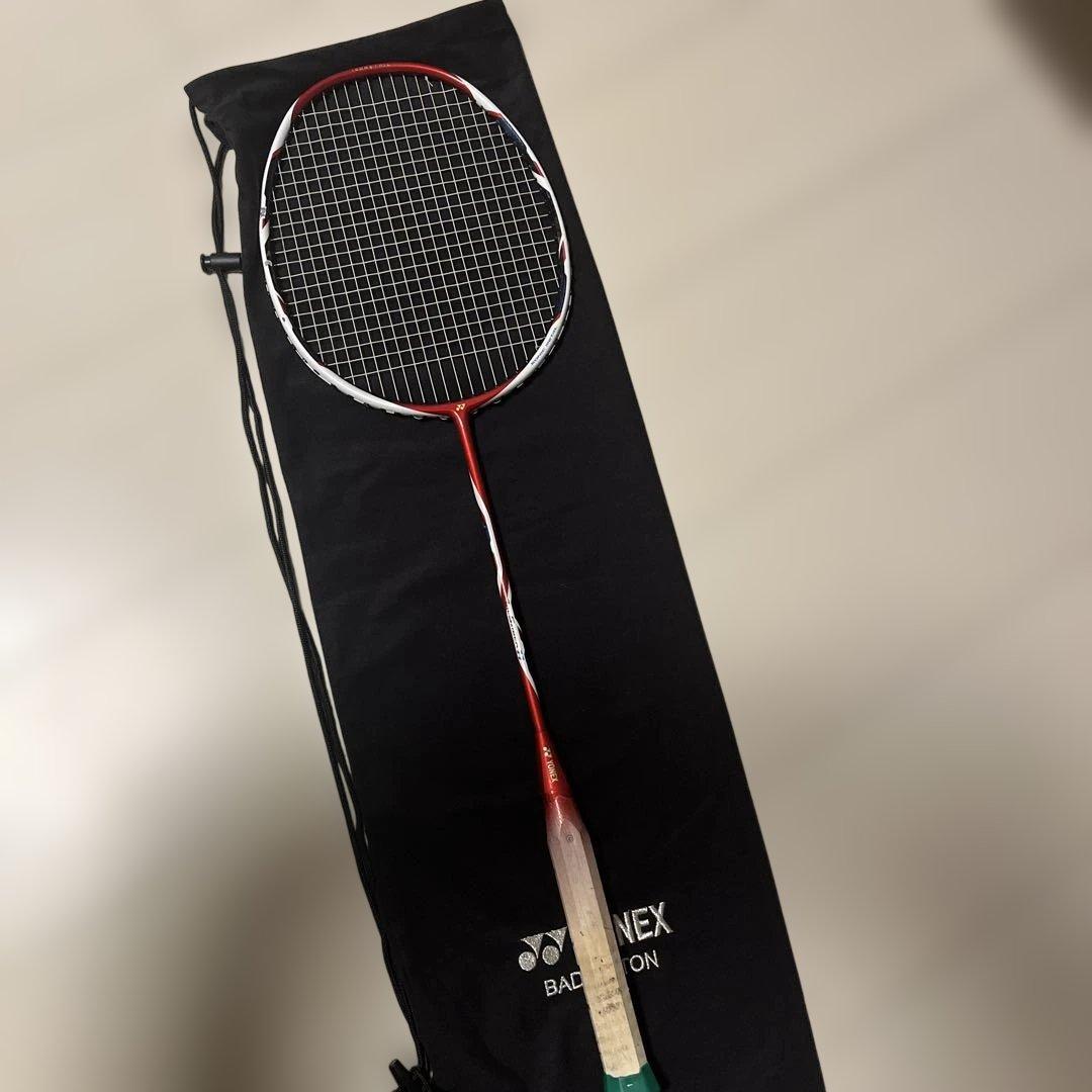 ヨネックス　アークセイバー11 バドミントンラケット