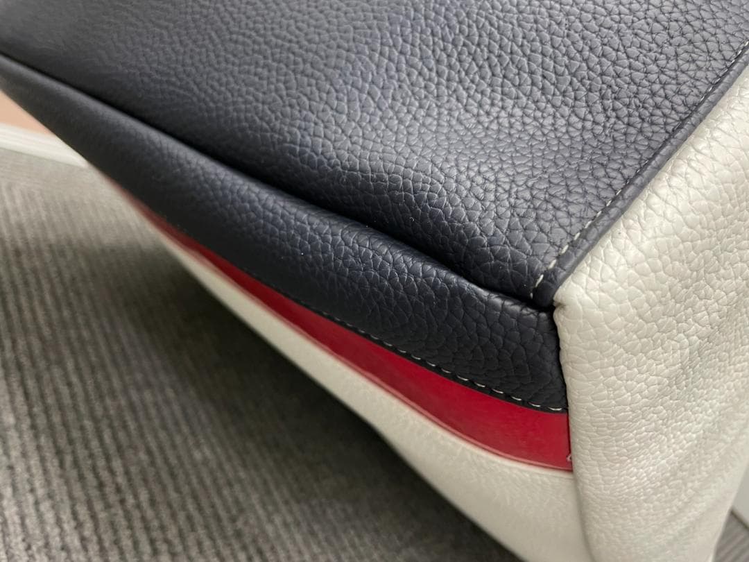 【未使用品】トミーヒルフィガー ホワイト トートバッグ 男女兼用