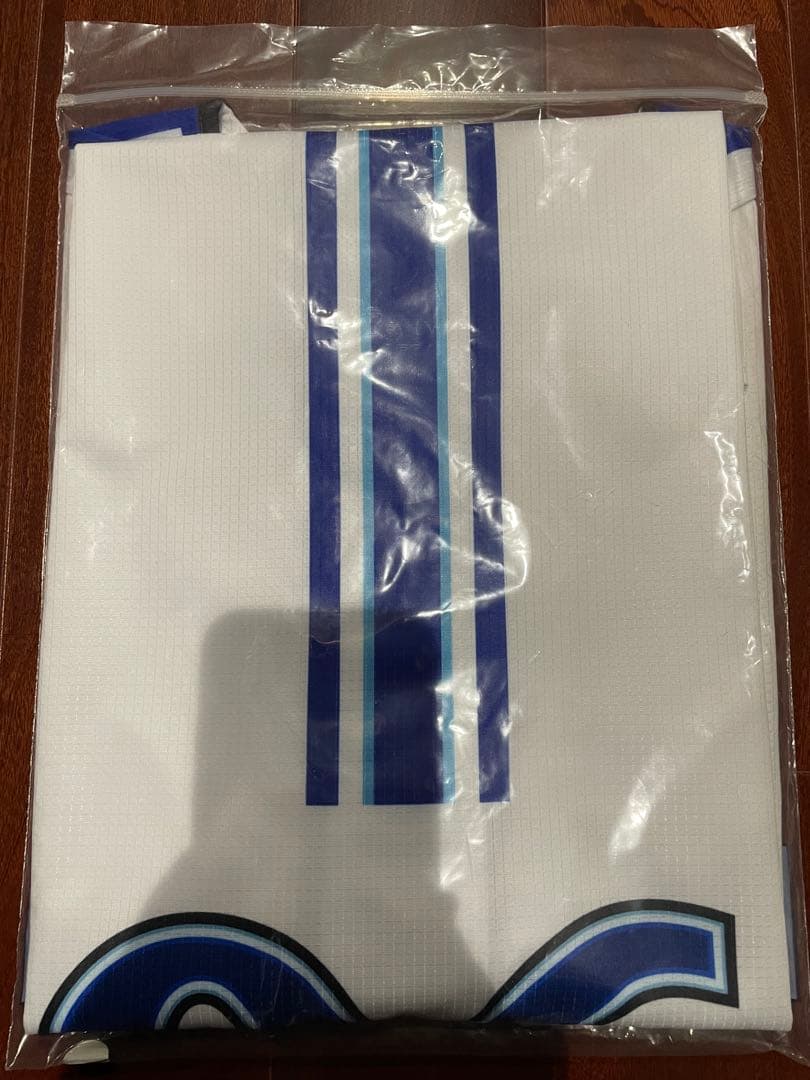 【新品・未開封・希少】2023 横浜 DeNA トレバー・バウアー Lサイズ