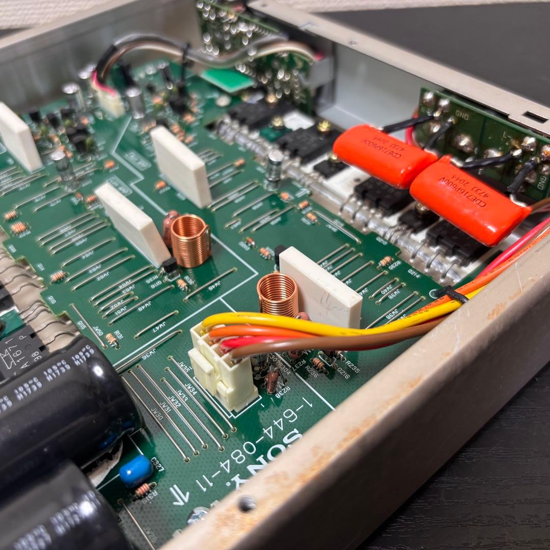 感動するチューニングアンプ　SONY XM-10020 エージング中