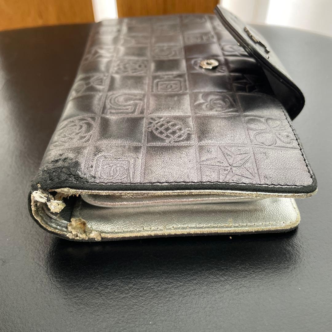CHANEL ブラック 長財布 エンボス加工