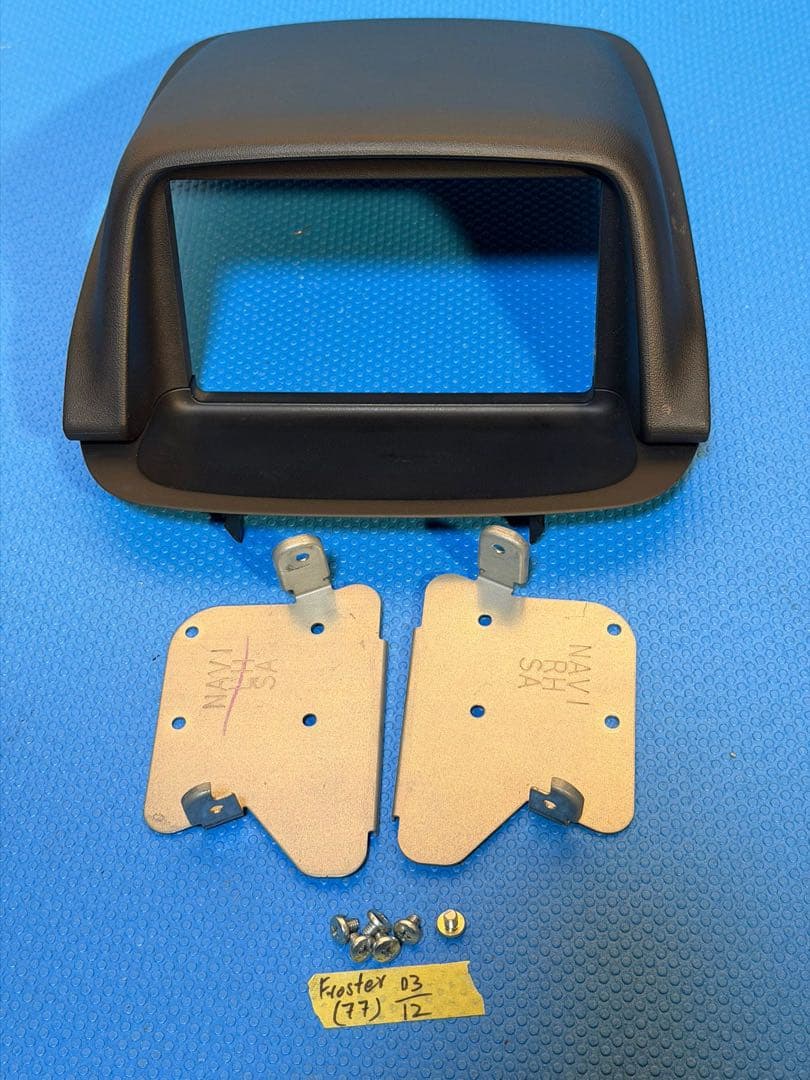 希少 スバル フォレスター SG5 SG9 純正 ナビパネル オーディオパネル