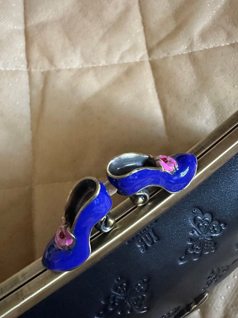 アナスイ　　長財布　　　　牛革