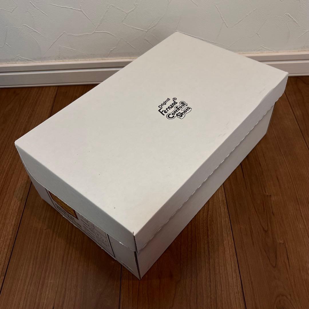 新品 未着用品 フェルナンドレザー Middle English ブラウン 9E