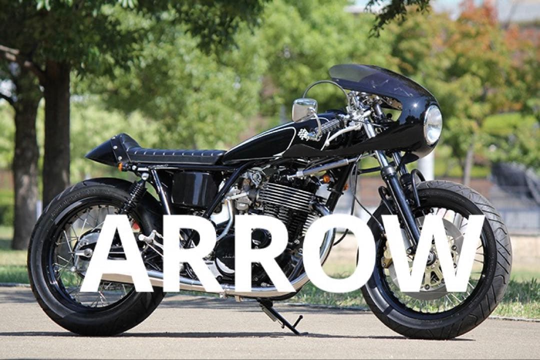 ARROWカウリングロケットカウル　カフェレーサー　 ハーフカウル　ライト付き