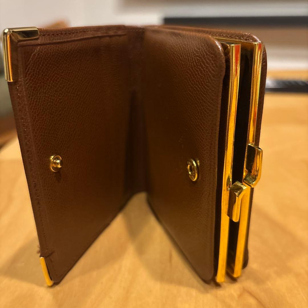 YSL ブラウンレザー 二つ折り財布　イヴ・サンローラン