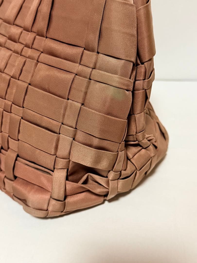 中古　PRADA トートバッグ　ピンクベージュ　ナイロン