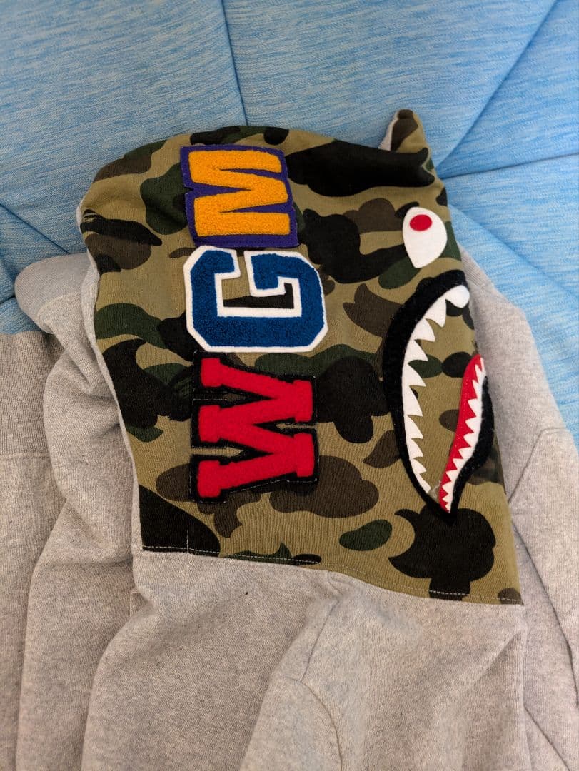 Bape ベイプ A Bathing Ape シャークパーカー レディース