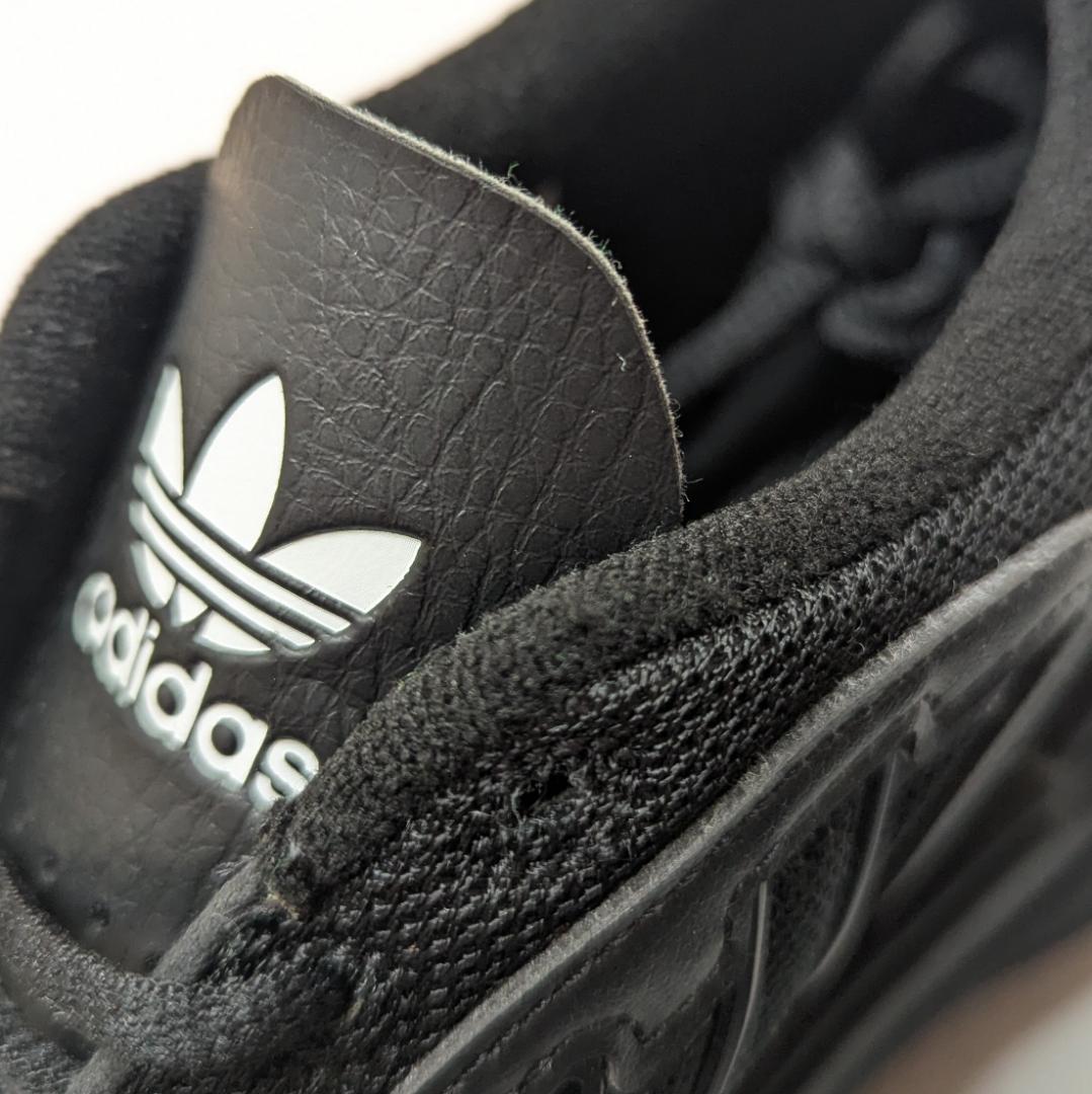 美品 adidas アディダス オズガイア 24cm ブラック 厚底スニーカー