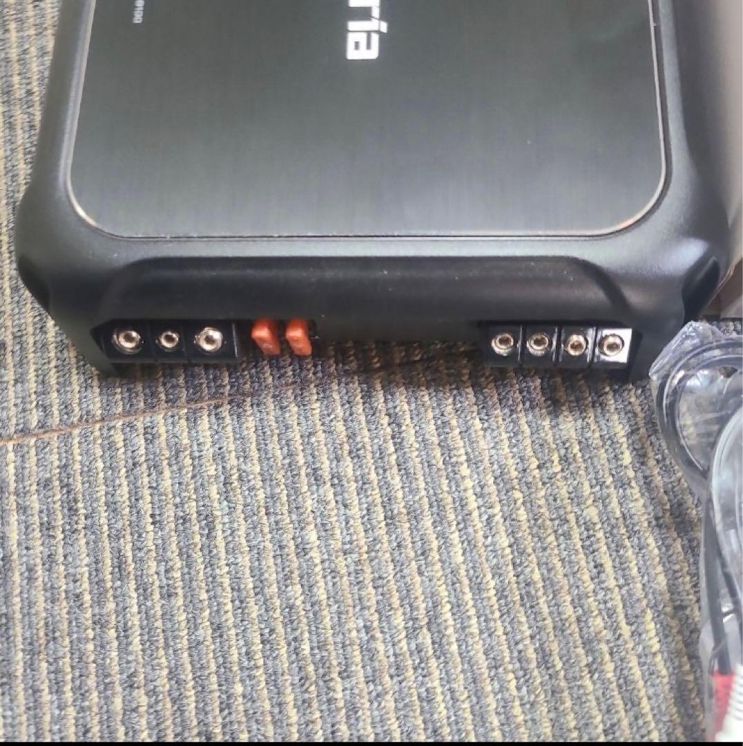 carrozzeria GM-D8100 アンプ