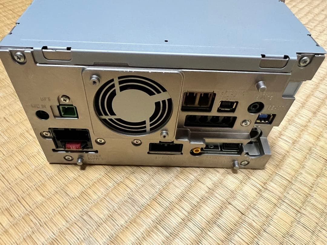 カロッツェリア【carrozzeria】HDDナビ AVIC-ZH07