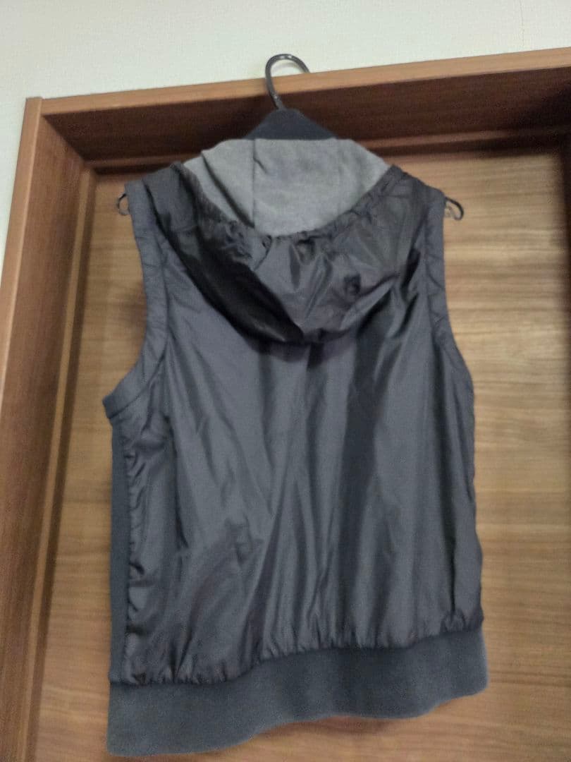 モンクレール MONCLER ベスト　サイズ M