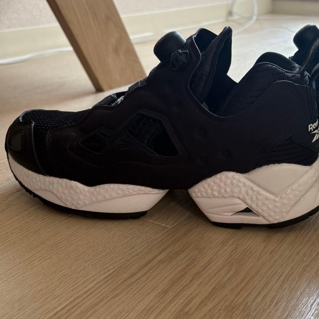 Reebok インスタポンプフューリー