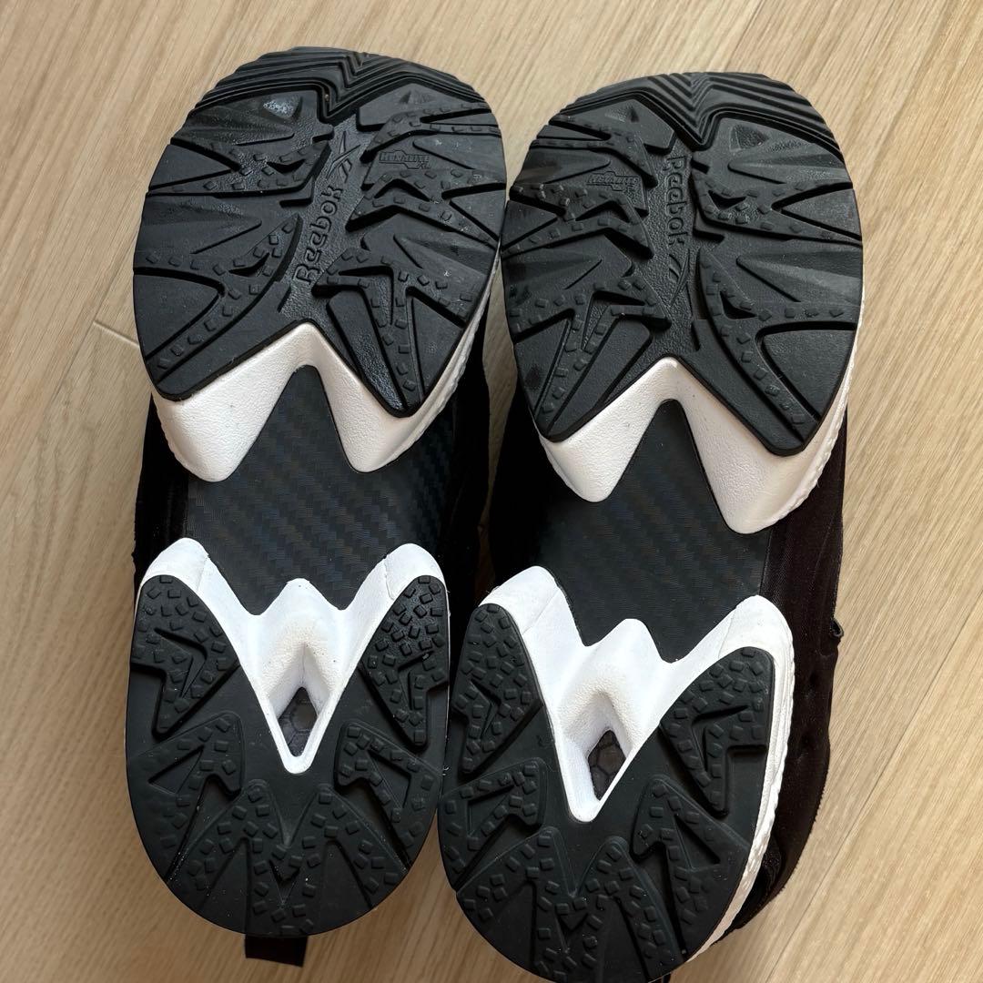 Reebok インスタポンプフューリー
