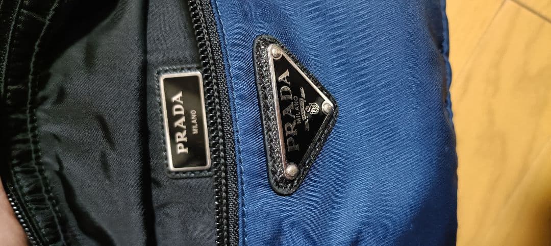 プラダPRADAショルダーバッグ