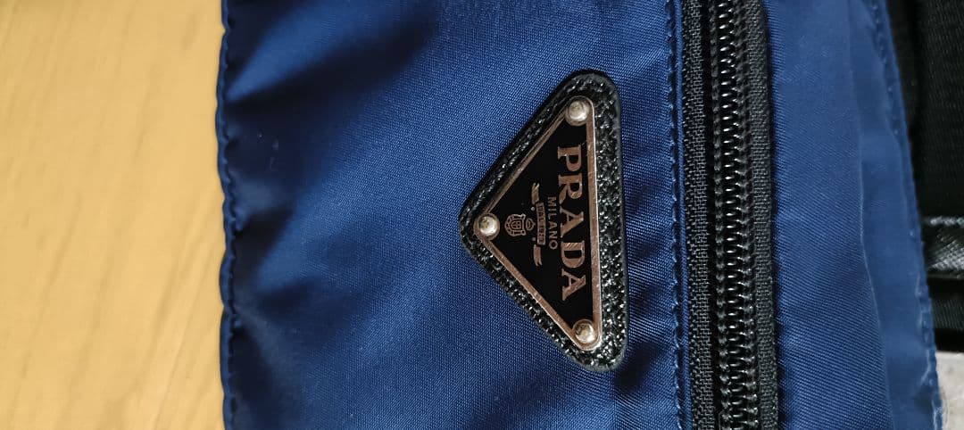 プラダPRADAショルダーバッグ