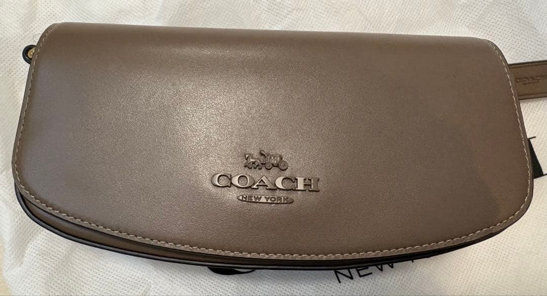 COACH レザーショルダーバッグ