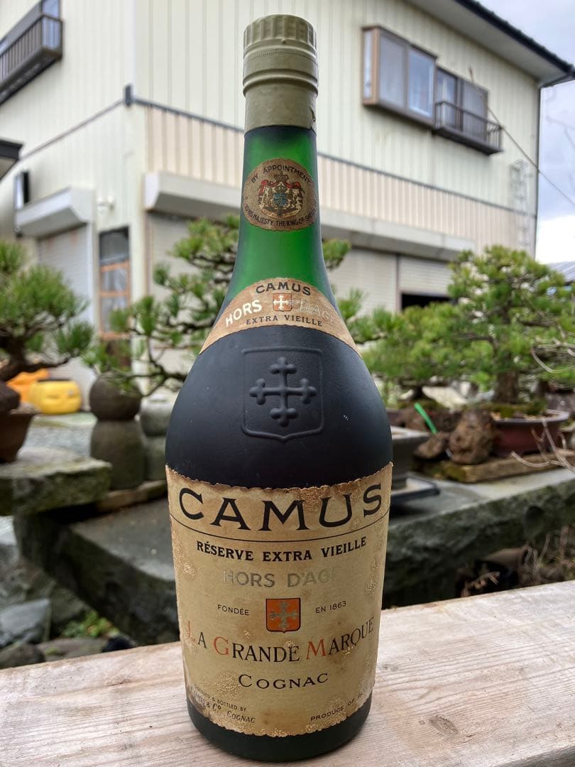 かなり古い。CAMUS Réserve Extra Vieille コニャック