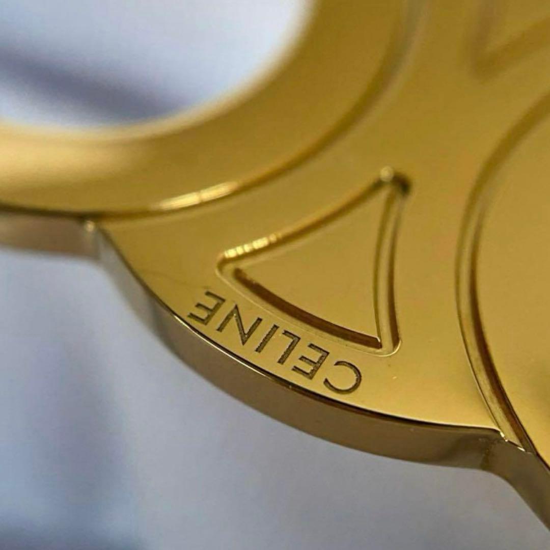 【ちー】CELINE ヘアクリップ 2個セット　4 日〜14日まで発送不可