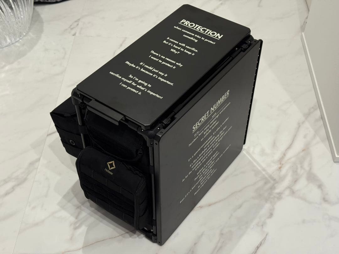 BRUNT シークレット&プロテクションHelinox フィールドデスクカスタム