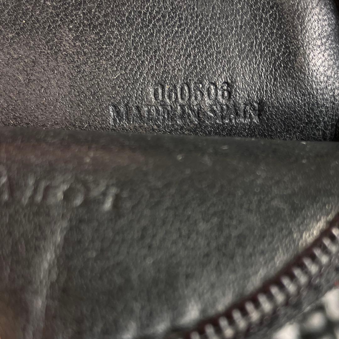 LOEWE ロエベ レザー ケース 黒 アナグラム ユニセックス 円形