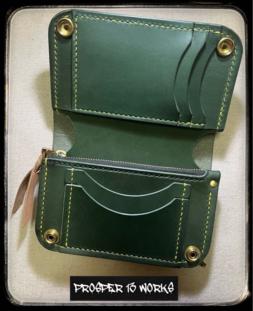 栃木レザー ミドル トラッカーウォレット 3層 グリーン