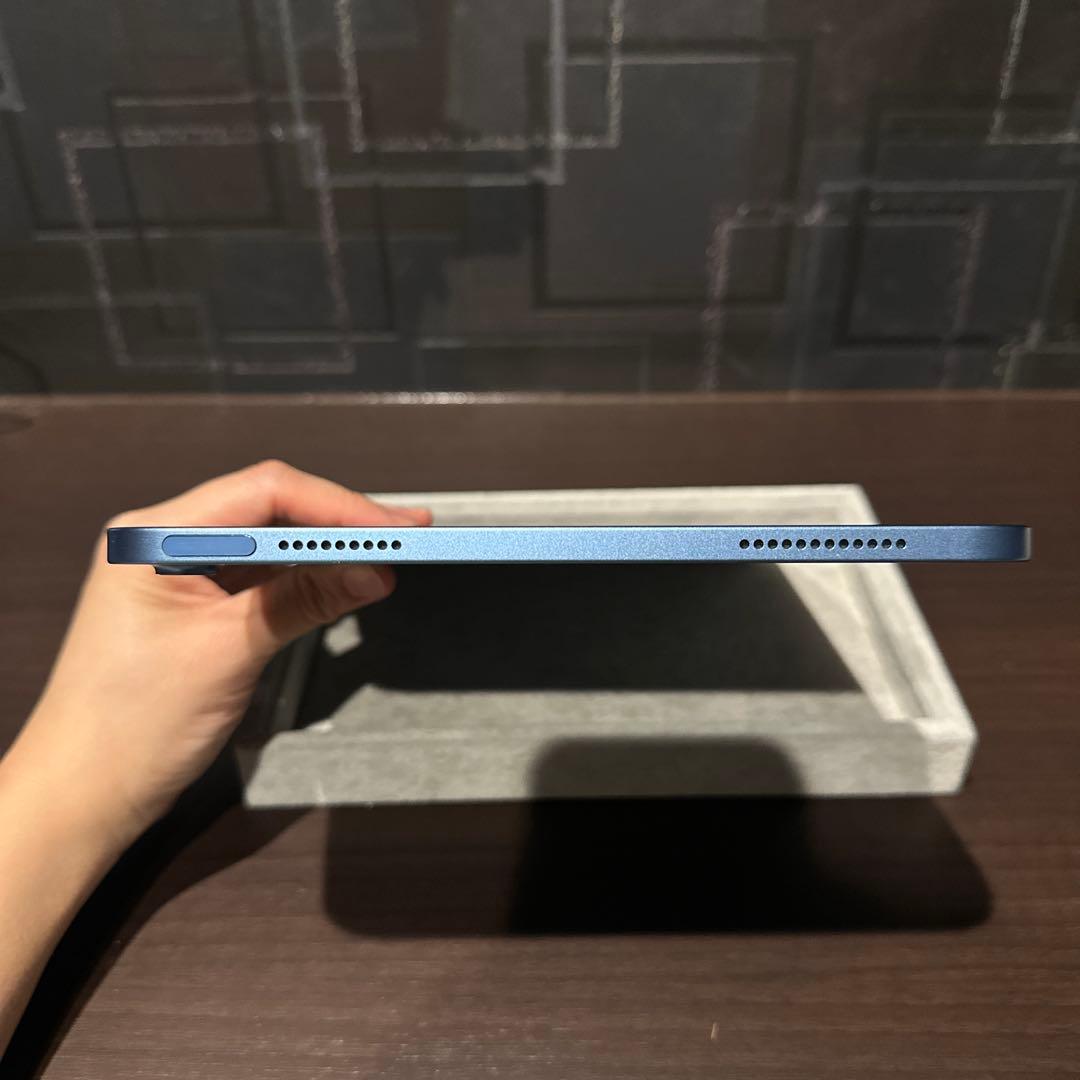 iPad (第10世代)Wi-Fiモデル　64GB ブルー