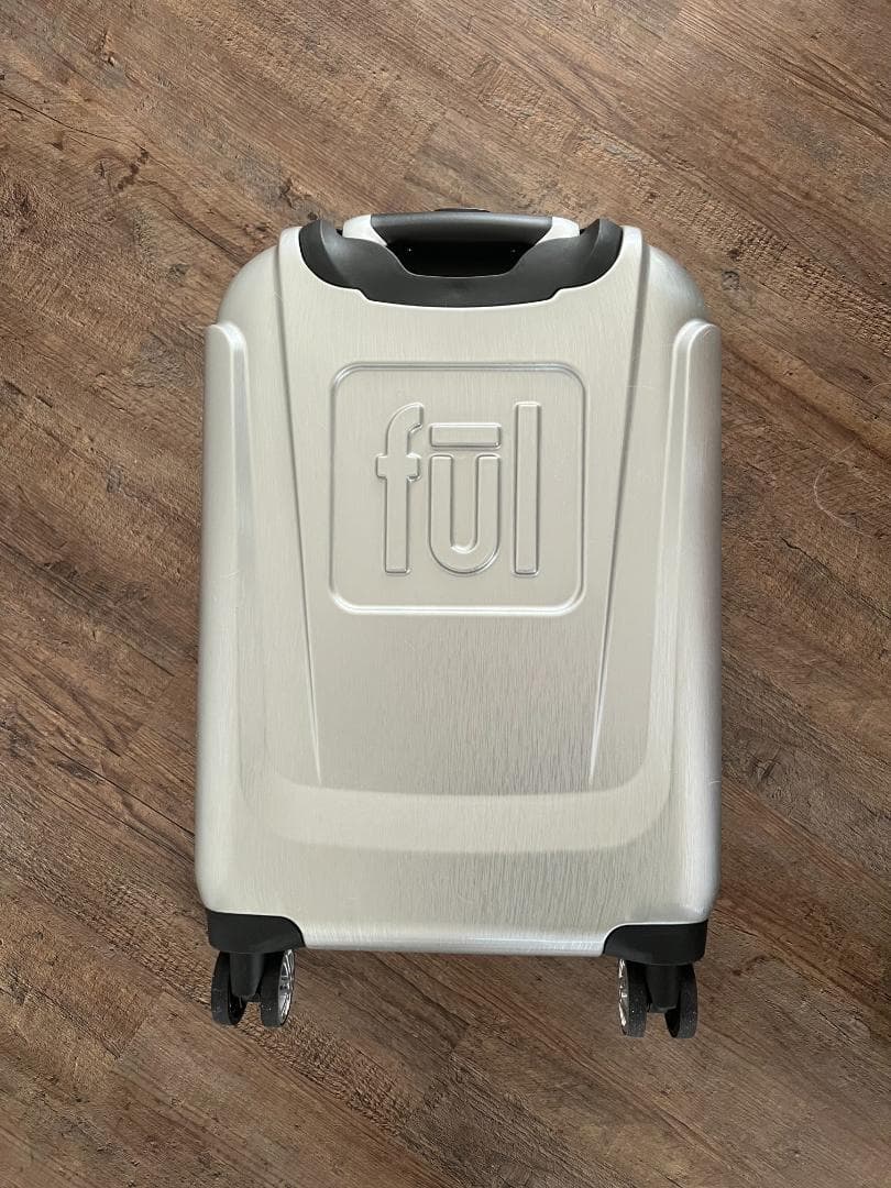 FUL ディズニー ミッキーマウス 21インチ スーツケース シルバー