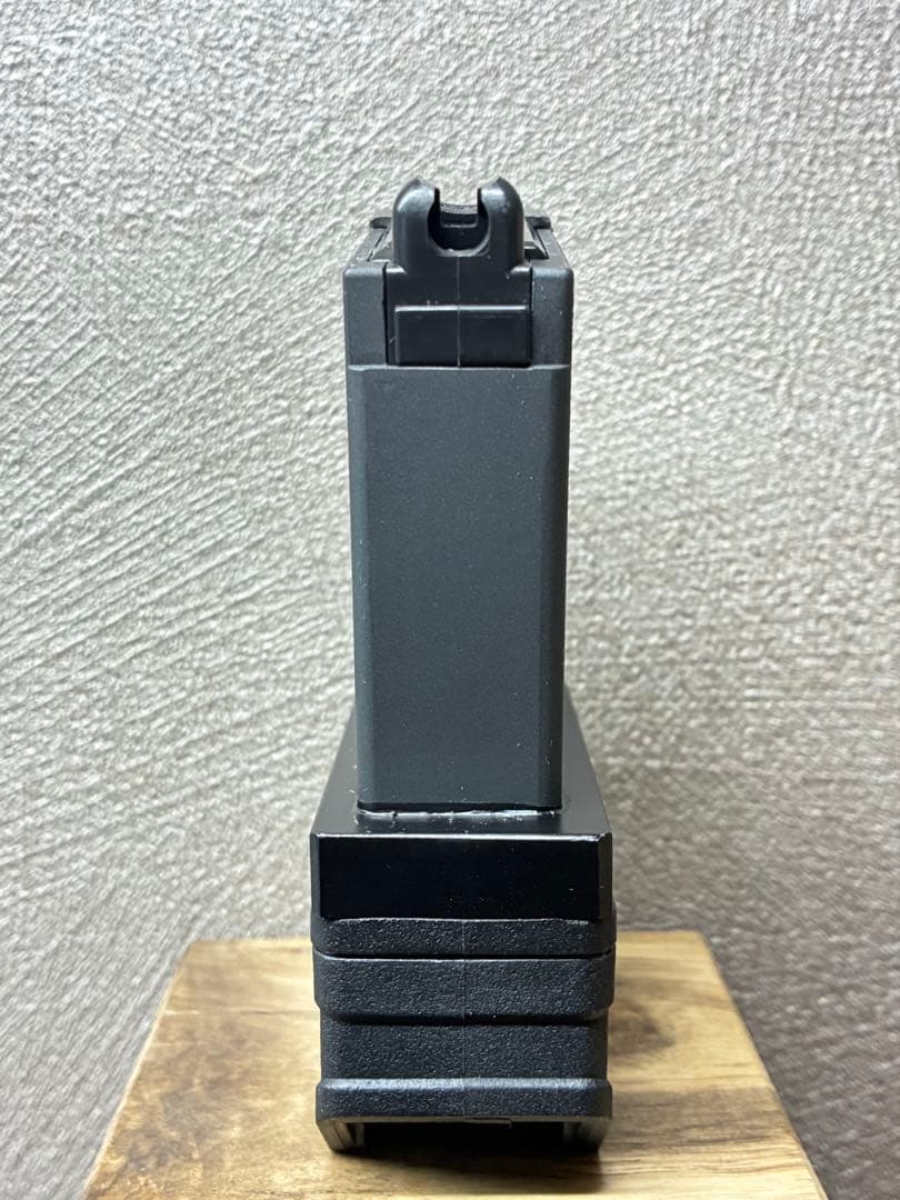 R7-36 東京マルイ GBB M4 マガジンアダプター 外部ソース仕様