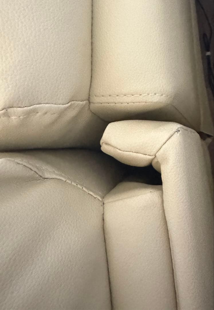 ニトリ　本革電動リクライニングソファ　美品　アイボリー