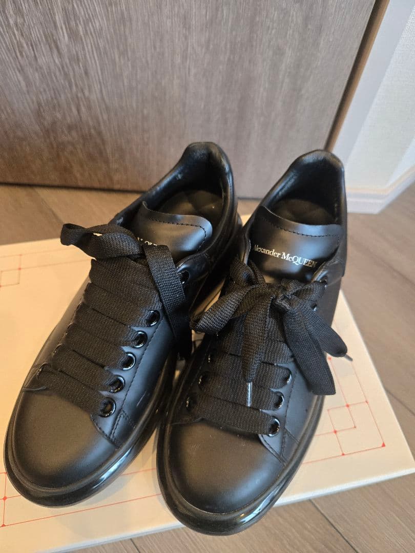 L*e様 美品　Alexander McQueen Oversized ブラック