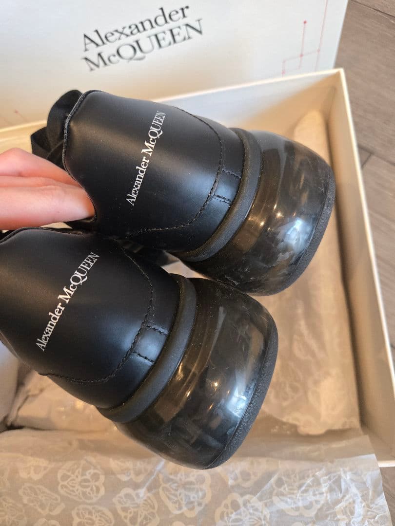 L*e様 美品　Alexander McQueen Oversized ブラック