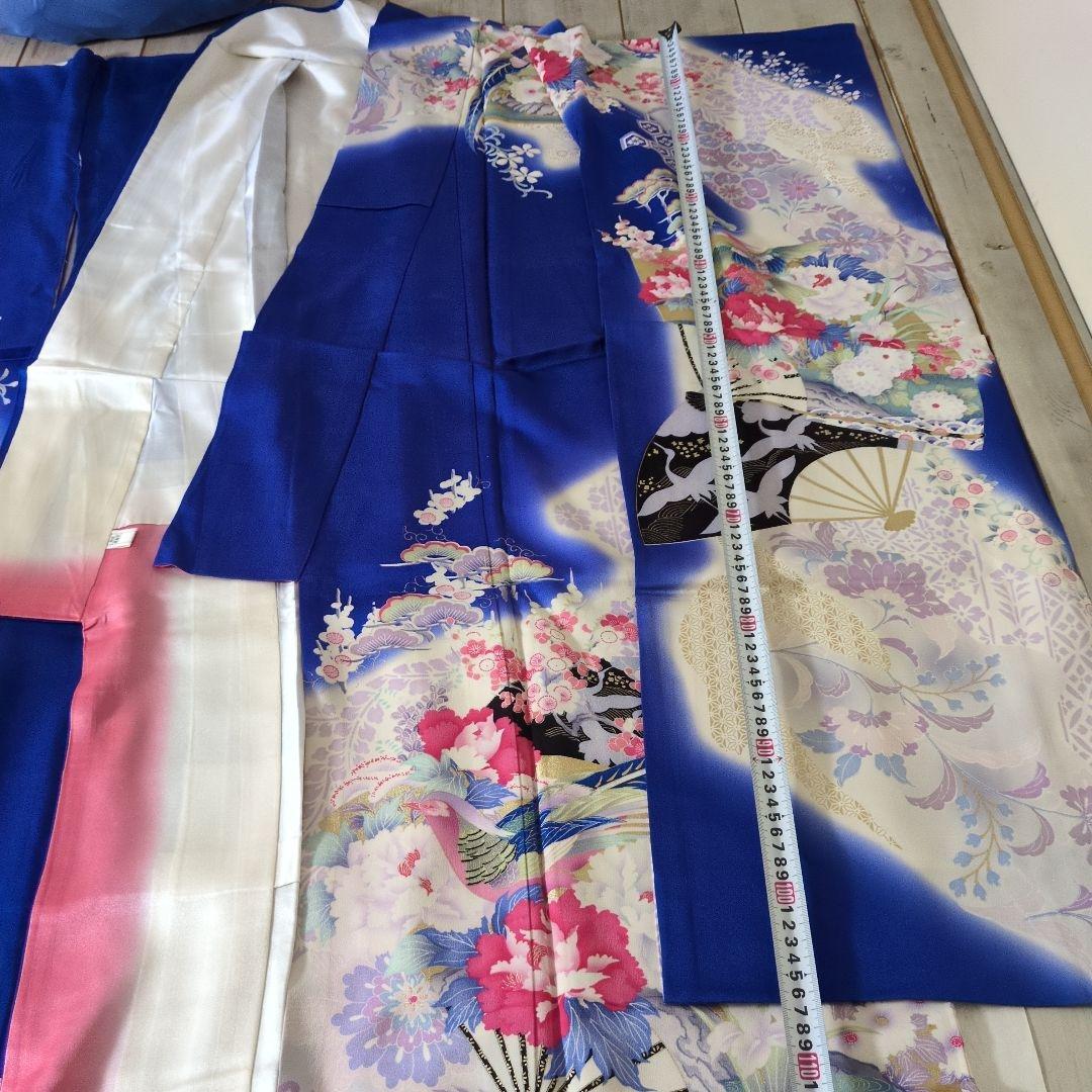 振袖:青と白の花柄と扇子 と 帯 と 小物のセット 成人式