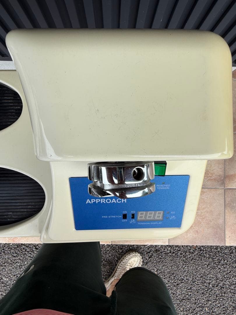 ストリングマシン （ガット張り機）自動テンション調整　メンテナンス済み