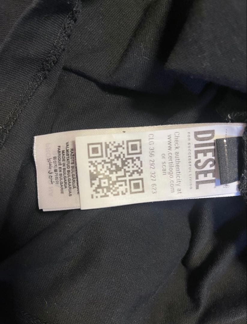 DIESEL ブラック 長袖Tシャツ