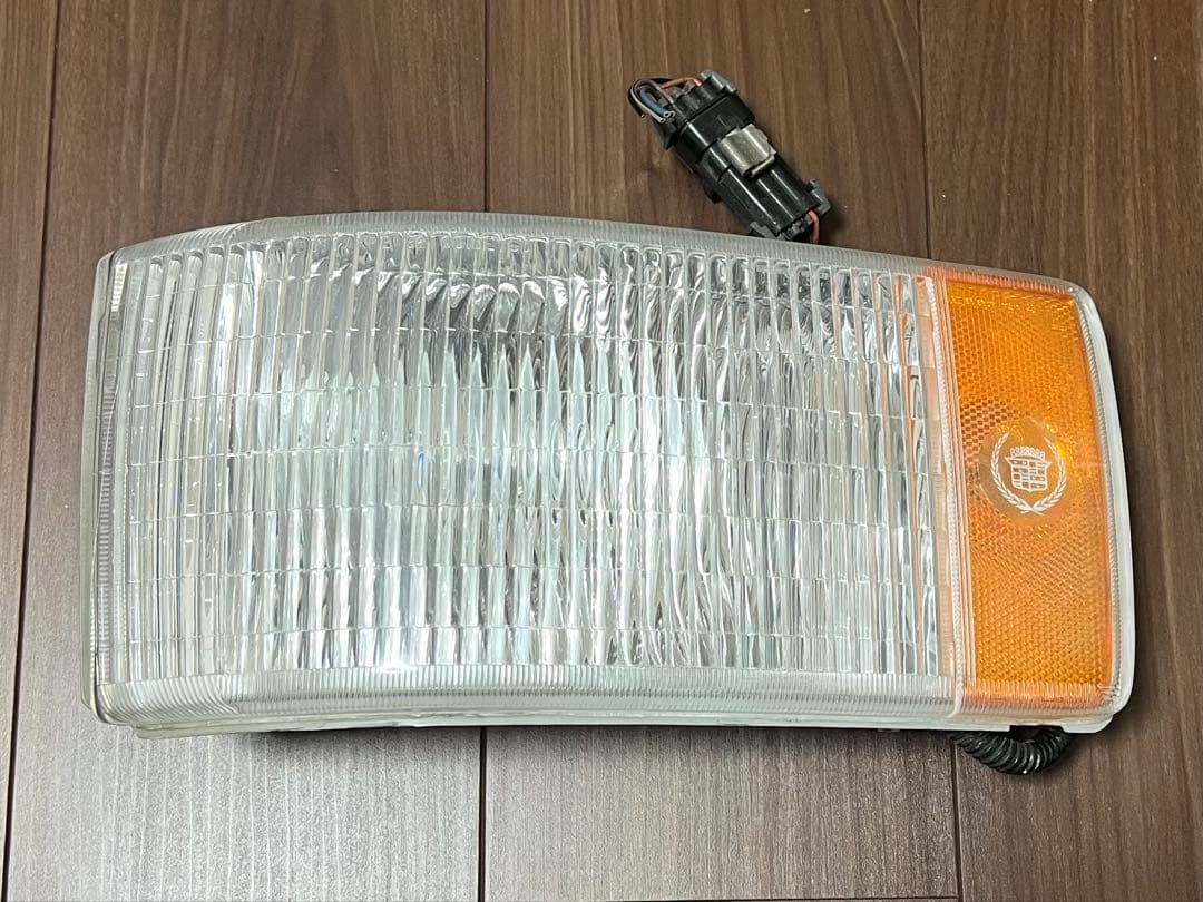 美品 Cadillac フリートウッドブロアム 93～96 コーナーランプ