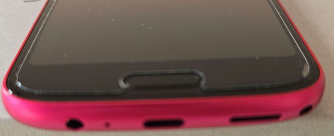 docomo らくらくスマートフォン F-53E ピンク