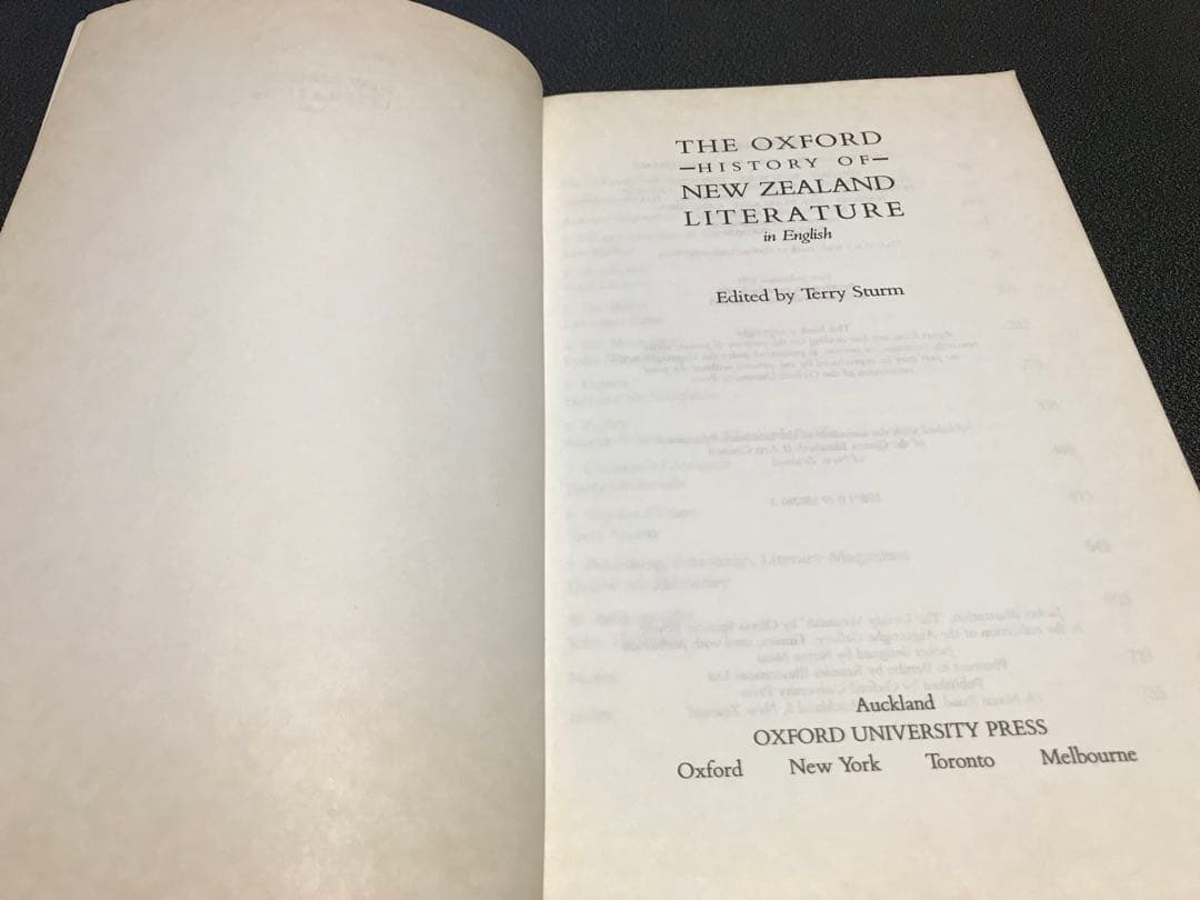 洋書 The Oxford History of New Zealand