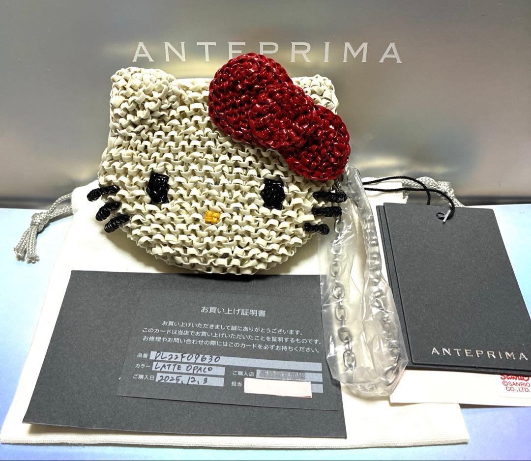 ✨ 凪です✨アンテプリマ ハローキティ/ポーチ/マットホワイト新品未使用品