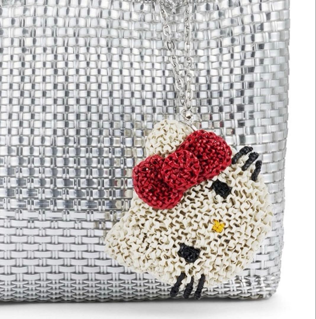 ✨ 凪です✨アンテプリマ ハローキティ/ポーチ/マットホワイト新品未使用品