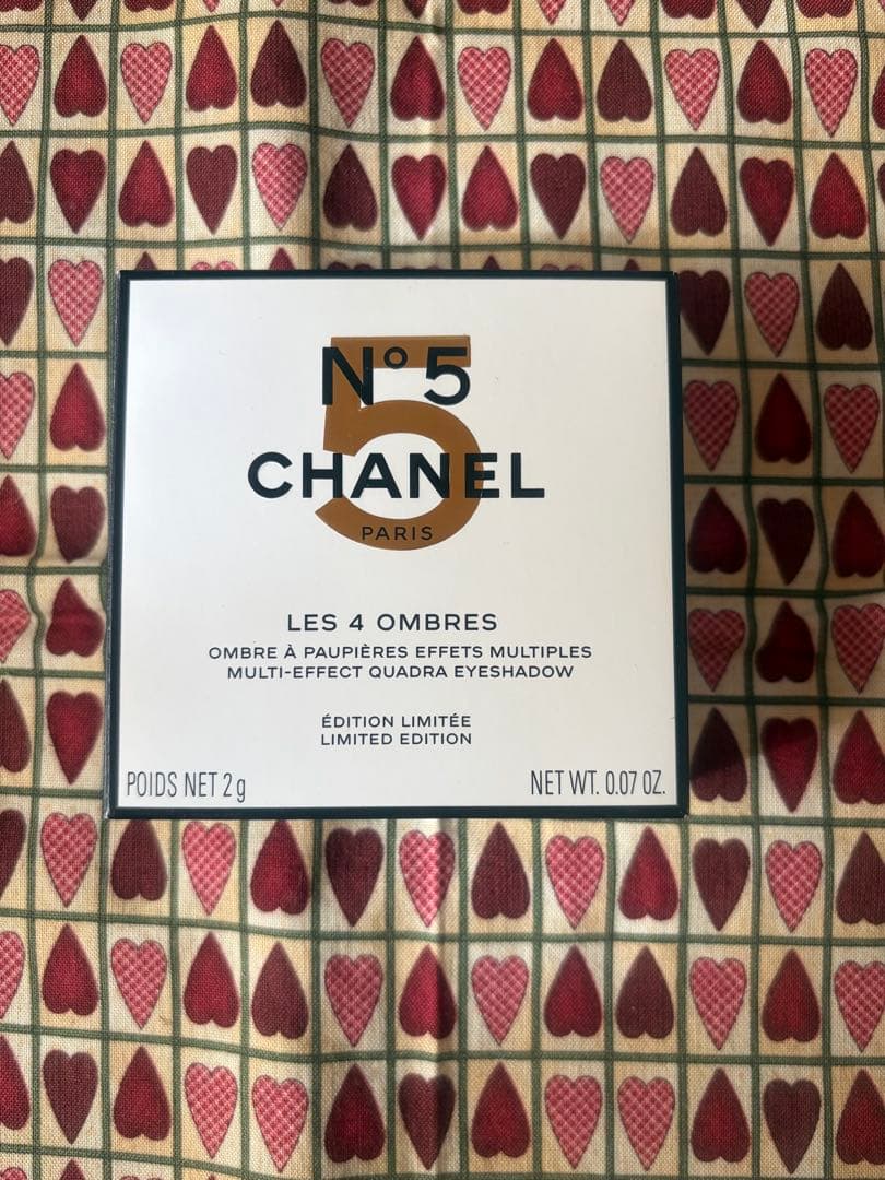 【新品未使用】CHANEL レキャトルオンブル No5