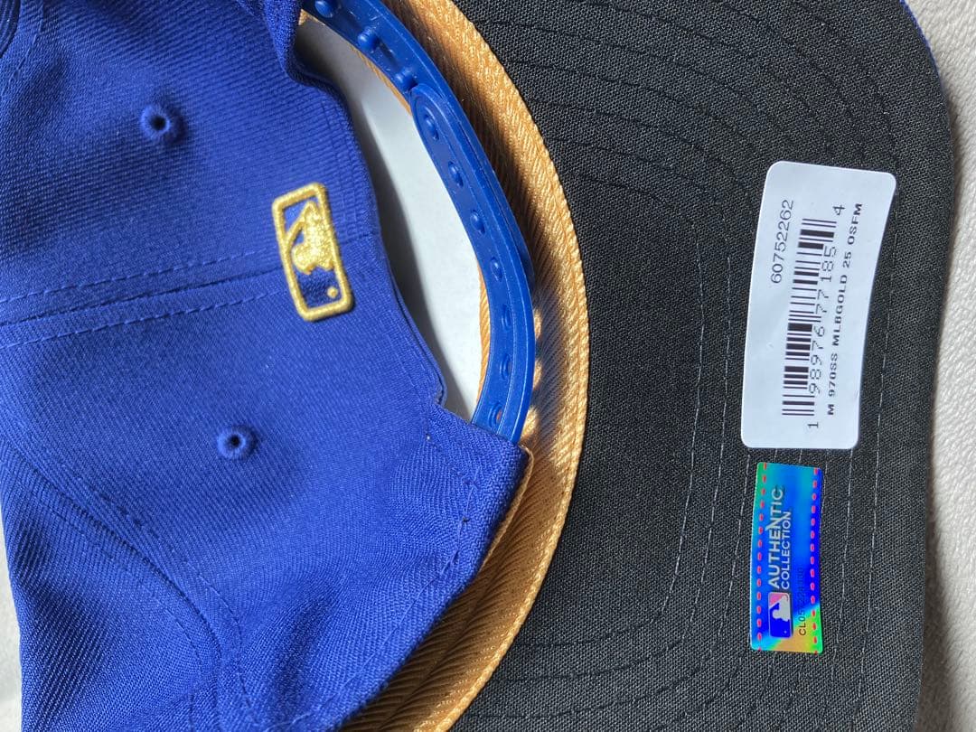 ドジャース優勝記念キャップ 9FIFTY 青　ゴールド　フリーサイズ