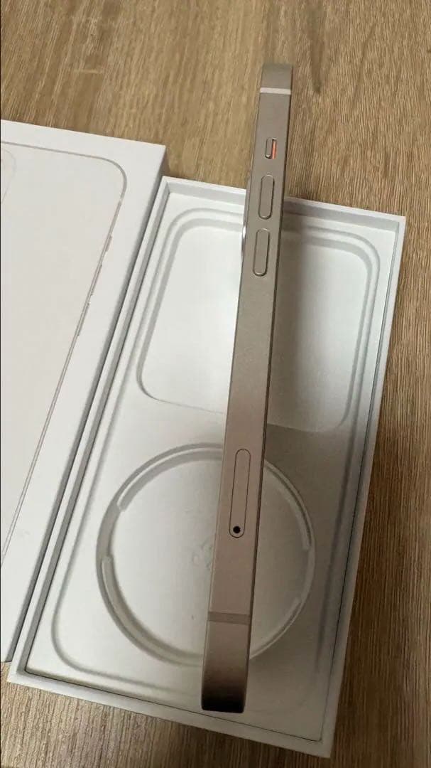 【本日22時まで限定価格★】iPhone13 本体　128GB SIMフリー