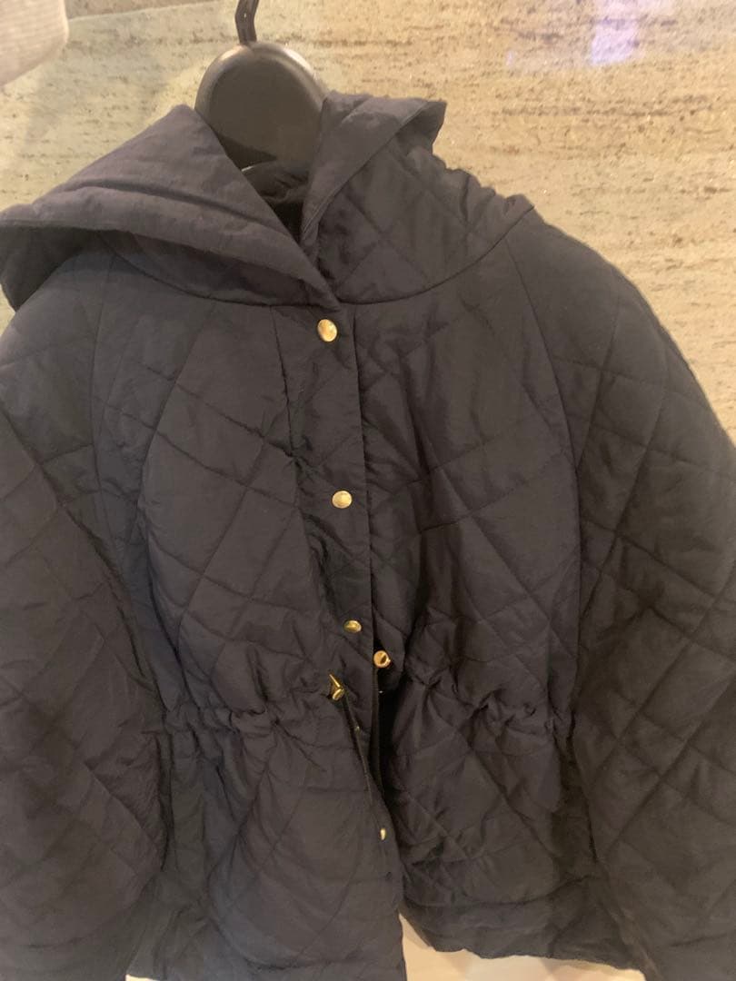 maison de Dolce. キルティングポンチョ メゾンドドルチェ