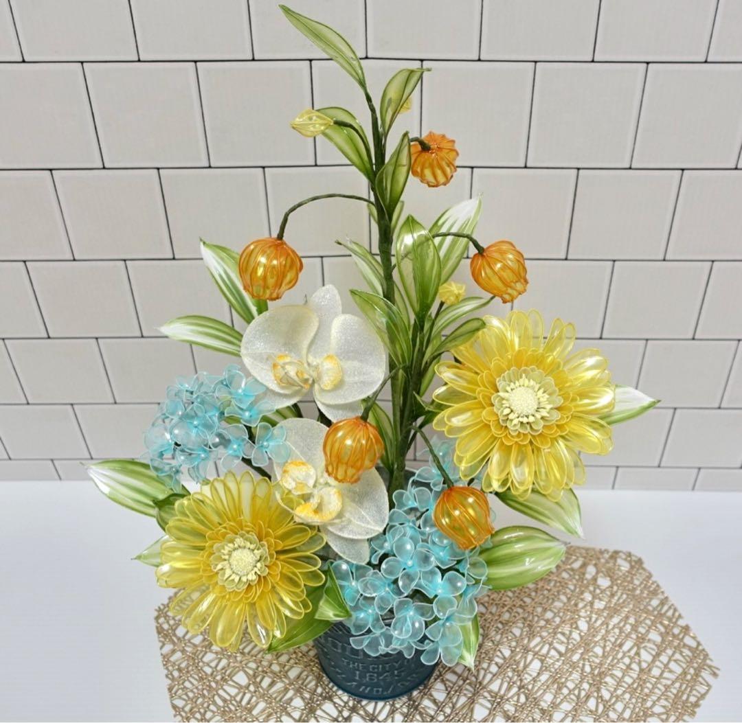 アメリカンフラワー（ガーベラ、サンダーソニア）ディップフラワー