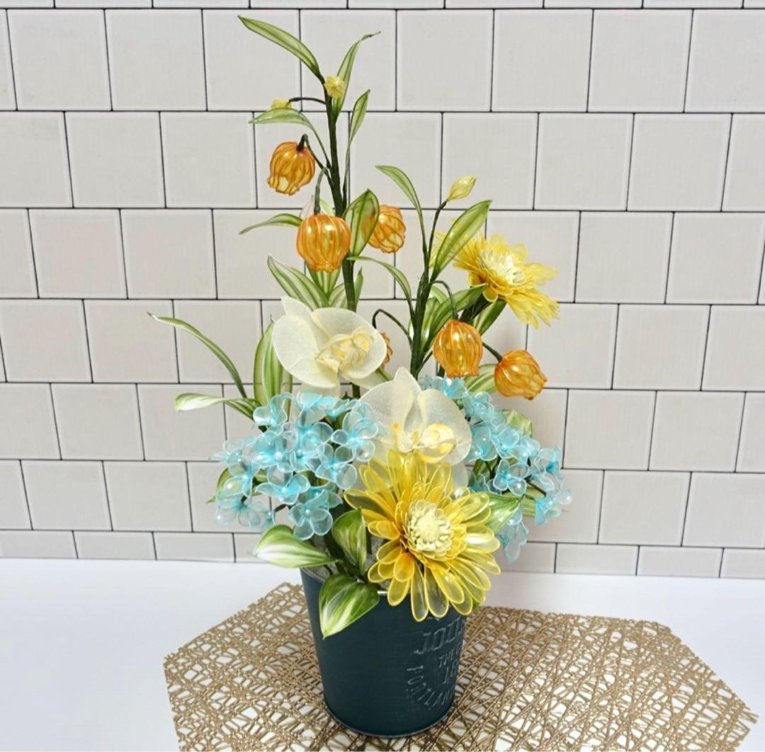 アメリカンフラワー（ガーベラ、サンダーソニア）ディップフラワー