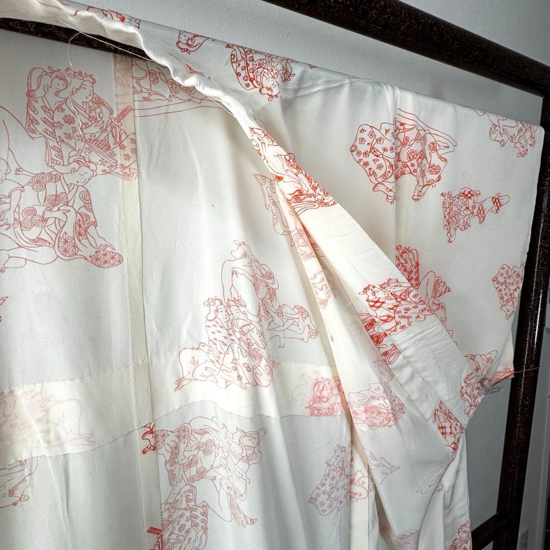 超美品　正絹　長襦袢　袖無双　着物　132裄63　春画　横幅たっぷり　芸術