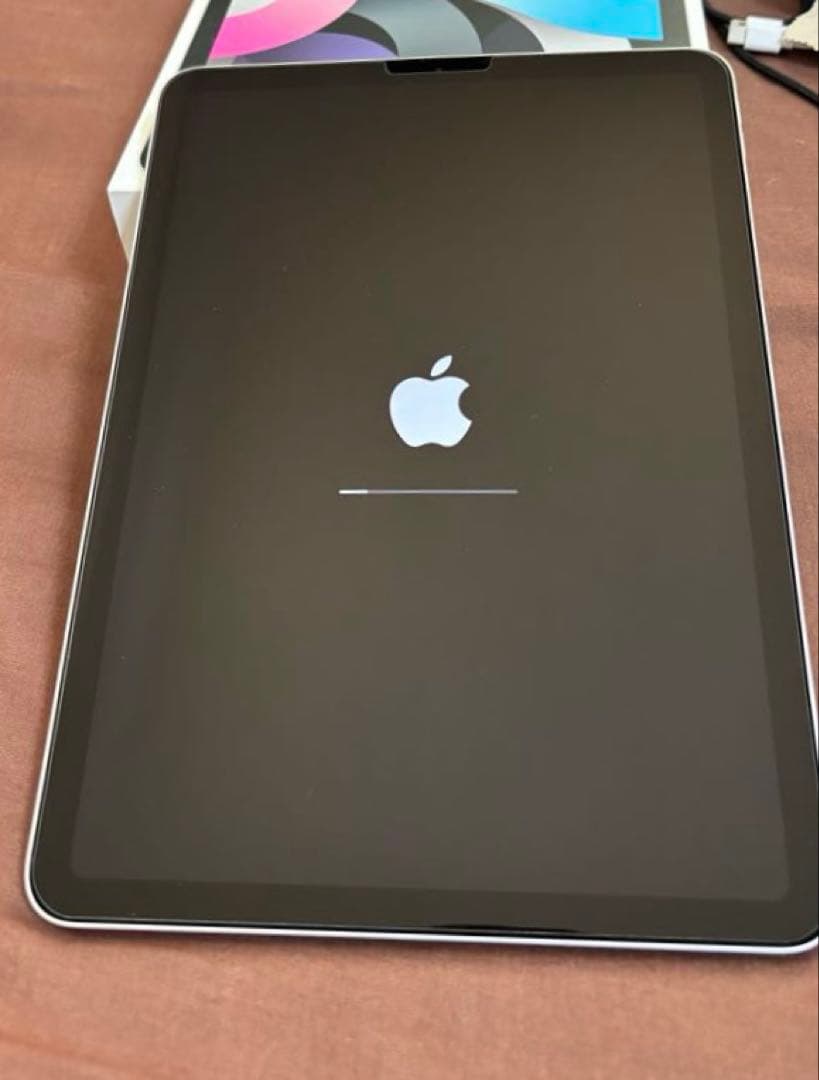 Apple iPad Air 第4世代Wi-Fi 64GB ケース、フィルム付